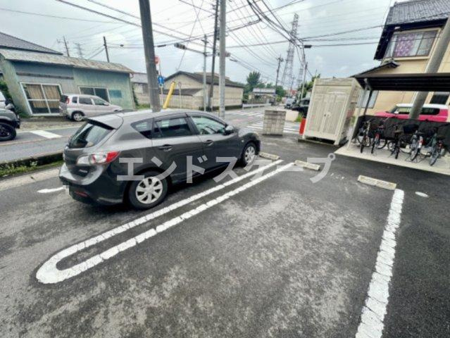 セプトガーデン元総社の駐車場|高崎、前橋のお部屋探しはエンドスケープまで！お客様の理想お聞かせ下さい♪