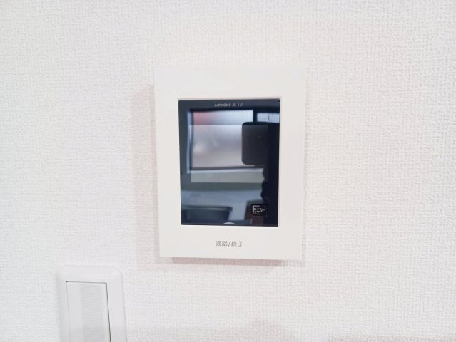 【防犯設備】 | 宗像市広陵台２丁目　戸建て | TVモニタ付ドアホンで安心・安全にお過ごしいただけます♪