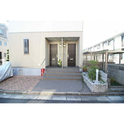 【エントランス】 | クリスタルコートB棟