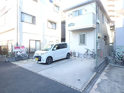 ★敷地内駐車場★（有料・要空き確認）