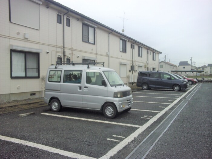 エクセル岸　Ｂ棟の駐車場