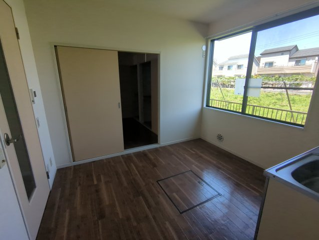 エクセル岸　Ｂ棟の居間・リビング