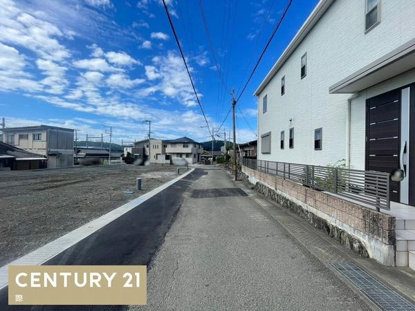 海南市鳥居の売地の前面道路含む現地写真