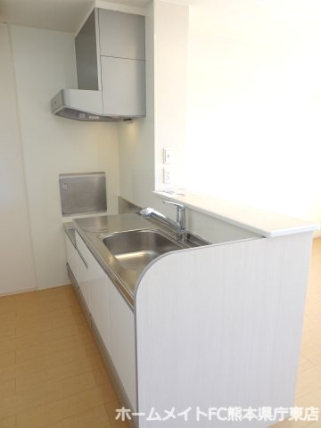 熊本市東区下江津７丁目のアパートのキッチン