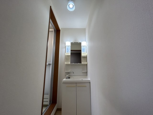 めぐみ荘の独立洗面台