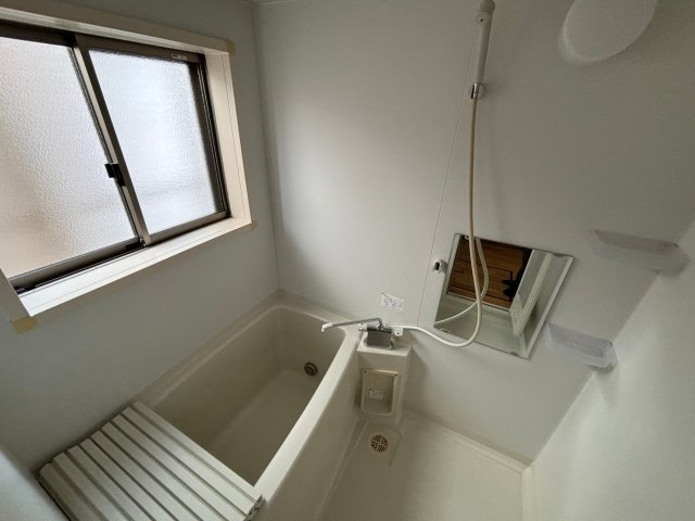 ハイツAmiの浴室