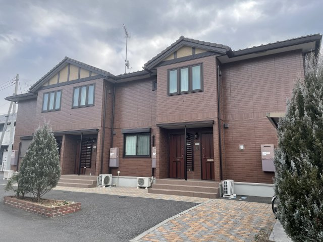 ロイヤル ローサのエントランス