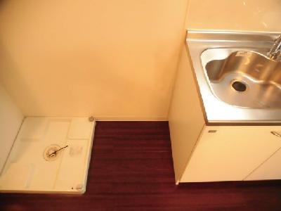 アークリード五条堀川の内装|キッチン横に冷蔵庫設置可