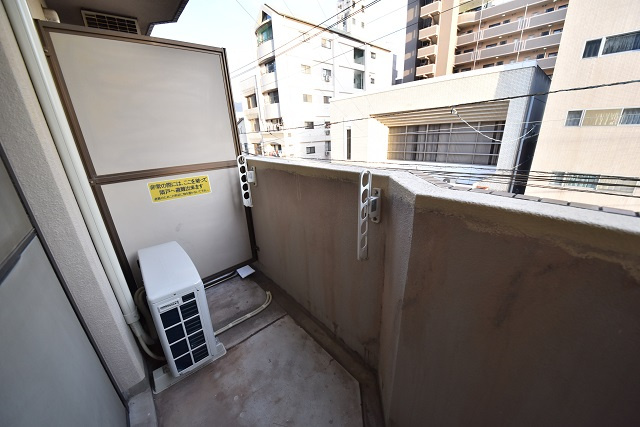 メゾン勝浦のバルコニー