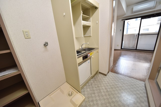 メゾン勝浦の居間・リビング