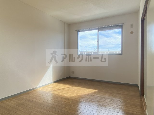 リバティコーポヒロの洋室