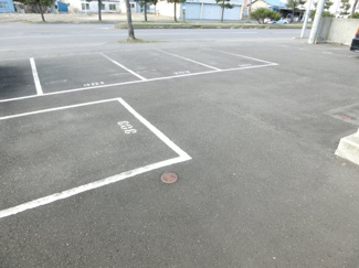 【駐車場】 | バーニーズブルー