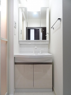 【洗面所】 | LIBTH平尾Ⅱ | 別号室の写真になります。現況優先。