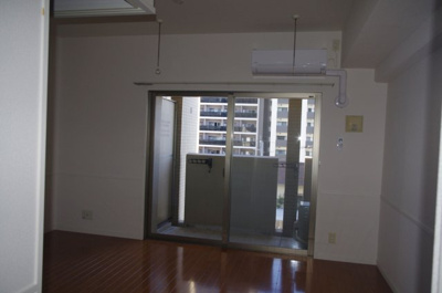 【洋室】 | シャローム天神北 | 別号室の写真になります。現況優先。