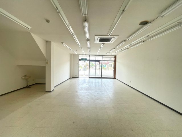 井上町貸店舗・事務所の内装