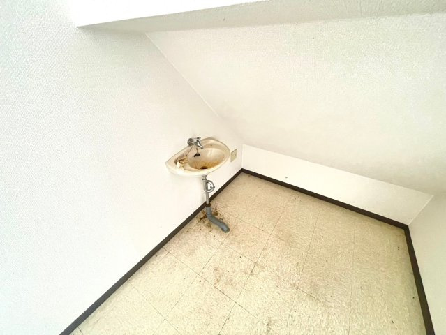 井上町貸店舗・事務所の内装