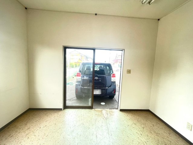 井上町貸店舗・事務所の内装