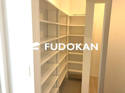 【収納】 | 山形市吉原南建売住宅 | 大きいシューズクロークどんどん増える靴を散らかさずに収納できます。