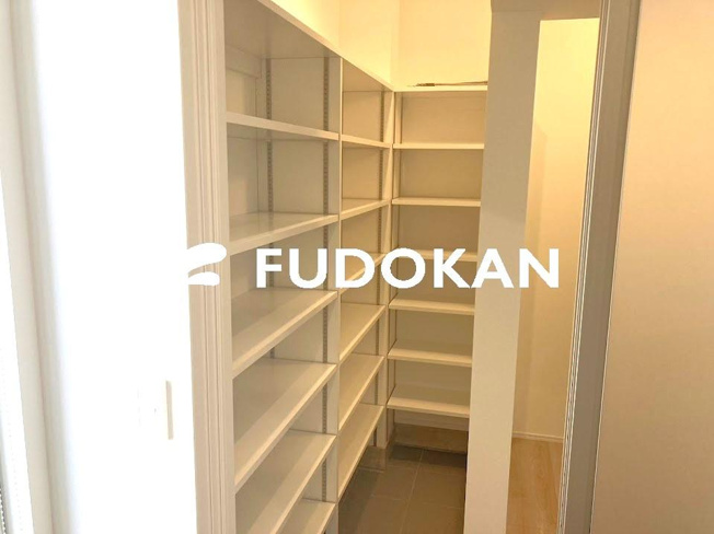 【収納】 | 山形市吉原南建売住宅 | 大きいシューズクロークどんどん増える靴を散らかさずに収納できます。