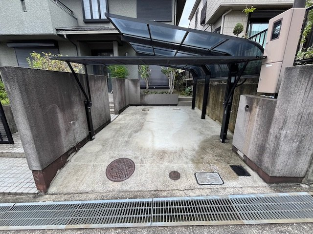 清見台戸建ての駐車場