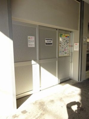 【その他共用部分】 | エスリード江坂垂水町 | ゴミ置き場です