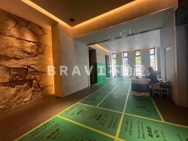 ブランズタワー谷町四丁目のロビー|毎日通るロビーはこのようになっています