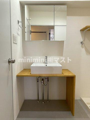 グランドメゾン船場の洗面所