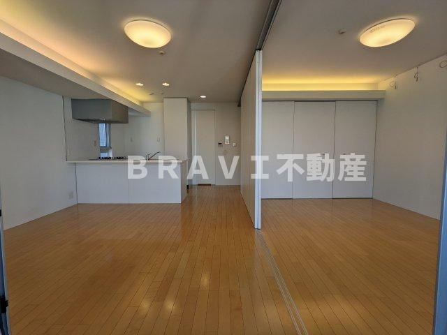 アーバネックス淀屋橋　BRAVI不動産の洋室