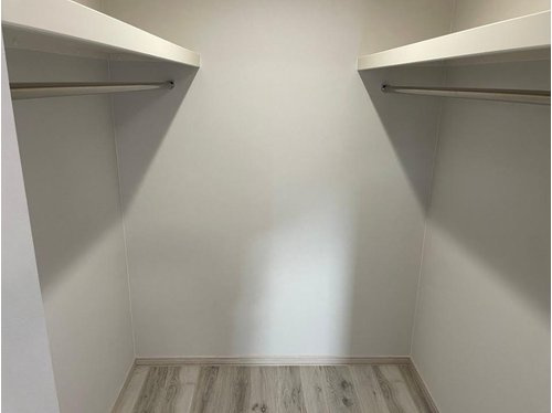 山形市東青田建売住宅の周辺|ハンガー収納でお洋服もシワなしです。