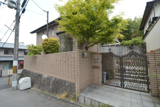 【外観】 | 鳥羽街道貸家 | 建物外観