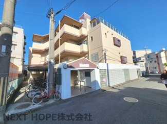 【外観】 | 【イスズハイツベル武庫之荘南P-Ⅱ】地上４階建　総戸数２２戸　ご紹介のお部屋は最上階の４階部分です♪リフォーム済みの素敵な室内です(^^)