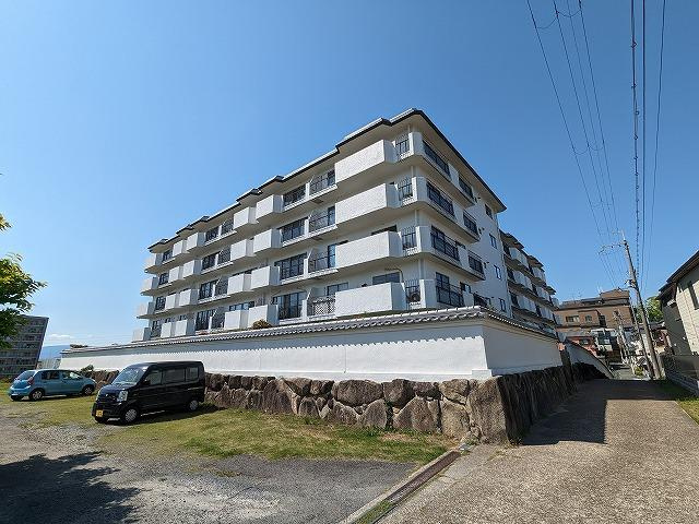 御殿山パレスの外観|新しい生活にいかがでしょうか？外観はお住まいの顔になります。こだわりたいポイントですね。水回りリフォームやリノベーションも承ってます。
■現地見学・資金計画相談・住宅ローン相談もお問合せ受付中■