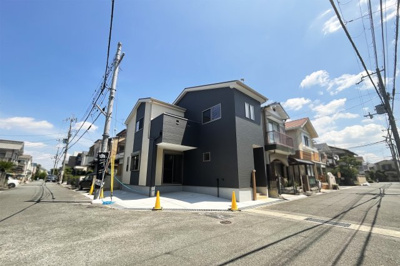【前面道路含む現地写真】 | 城陽市久世里ノ西　新築戸建