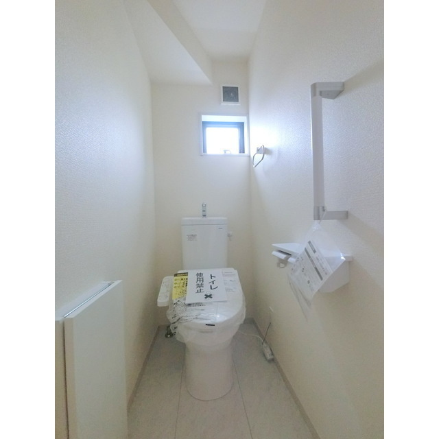 さいたま市岩槻区南平野３丁目の一戸建てのトイレ|清潔感のあるトイレです