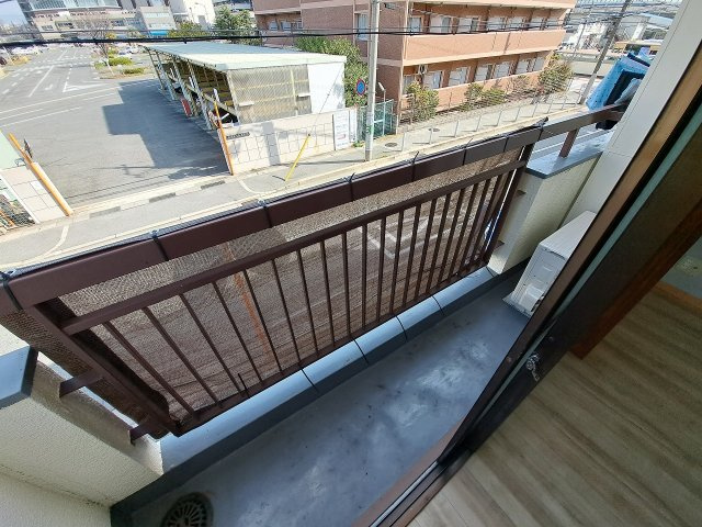 ロイヤル北口マンションのバルコニー