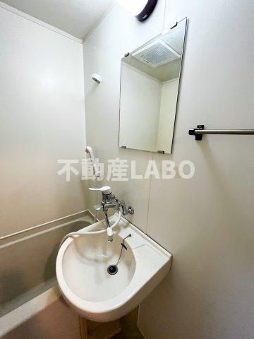 ハーモニー弁天の洗面所