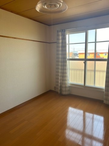泉プリンスコートA棟の寝室|落ち着いた寝室です。（和室ご希望の方はお問い合わせください）