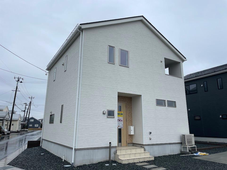鶴岡市茅原町建売住宅【3号棟】の外観|3号棟現地外観写真。早期予約受付中です！