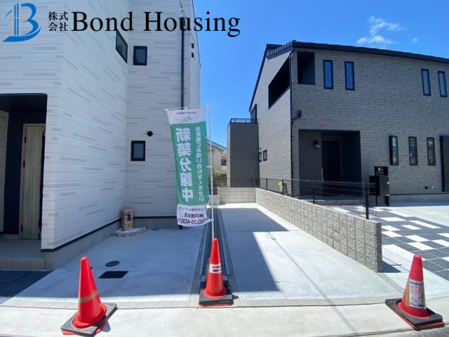 お車2台駐車可能　山手　全1棟　新築戸建のその他