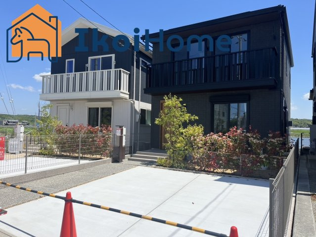 明石市大久保町松蔭　新築戸建　2号棟の駐車場|～ご見学に関して～平日や夜間でもご案内可能。決まったお時間で身動きが取れない方も臨機応変に対応します