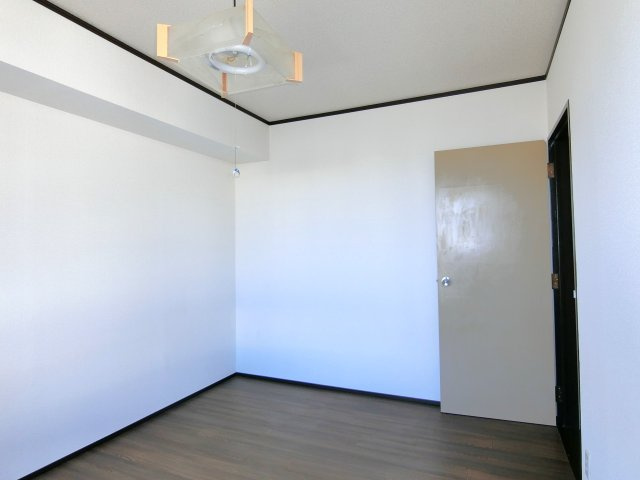 わかしおハイツB棟の洋室