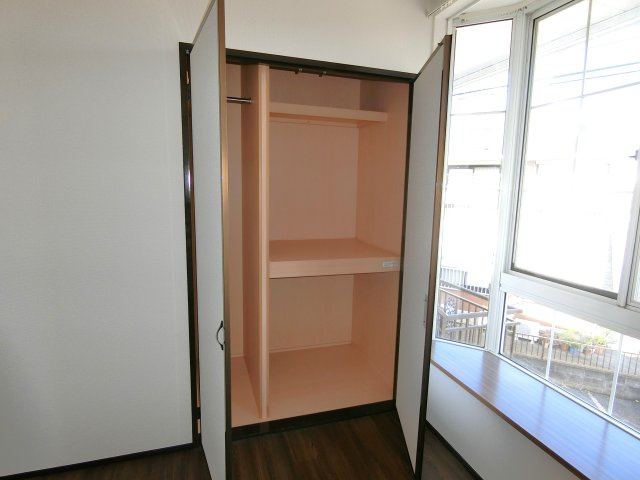 わかしおハイツB棟の収納