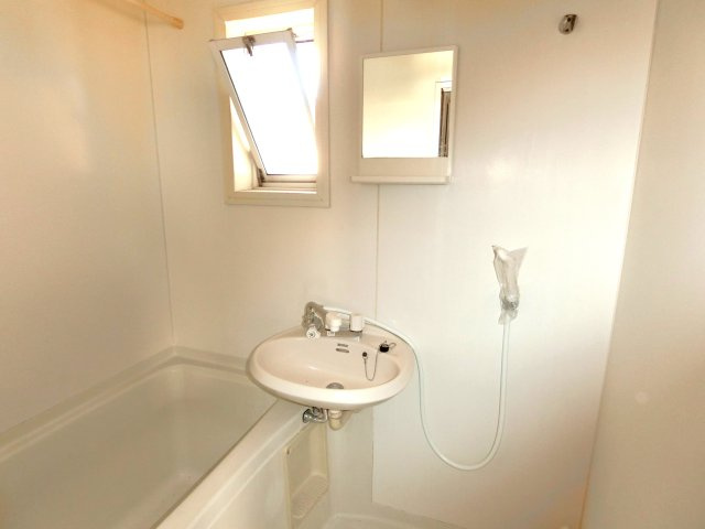 わかしおハイツB棟の洗面所