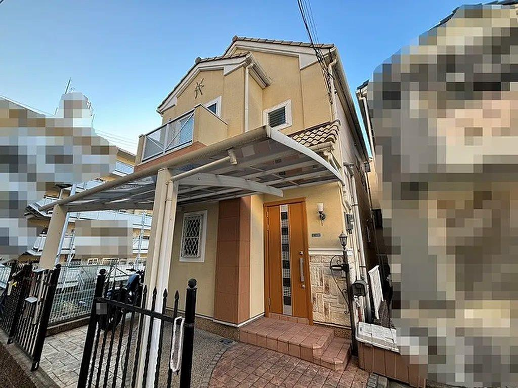 北条３丁目　中古一戸建ての外観|新しい生活にいかがでしょうか？外観はお住まいの顔になります。こだわりたいポイントですね。外壁塗装や屋根塗装のご相談も承っております。
■現地内覧・資金計画相談・住宅ローン相談もお問合せ受付中■