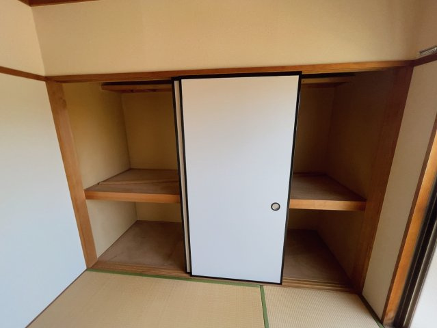 塚本ビルの収納