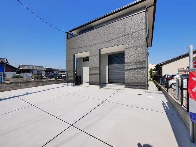 キンブリッジ木津南垣外の駐車場