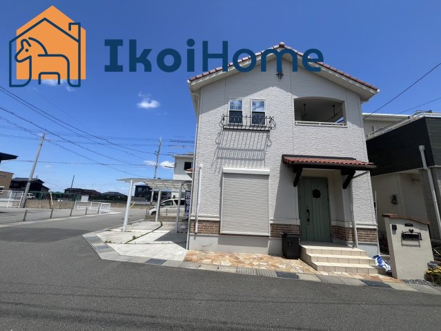 明石市魚住町清水　中古一戸建てのエントランス|～ご見学に関して～平日や夜間でもご案内可能。決まったお時間で身動きが取れない方も臨機応変に対応します