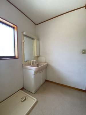 【独立洗面台】 | 本庄市四季の里3丁目　中古住宅   | 現地(2024年5月撮影)