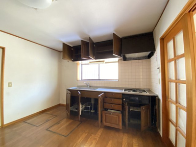 【居間・リビング】 | 本庄市四季の里3丁目　中古住宅   | 現地(2024年5月撮影)