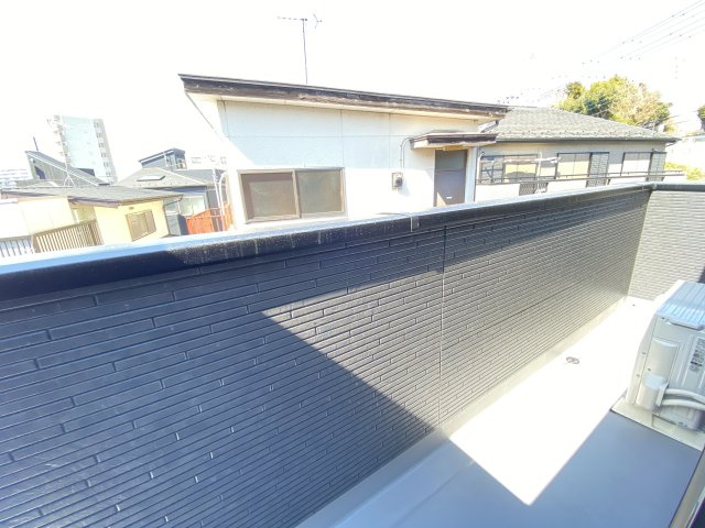 AJ北松戸のバルコニー